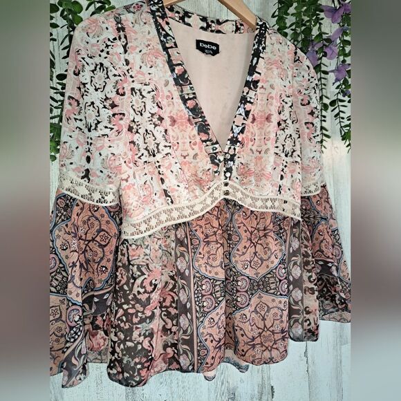 BEBE Blouse - Picture 8 of 12